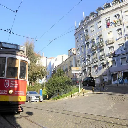 Be Local - Historic House Of Santo Andre In Alfama - Apartamento *