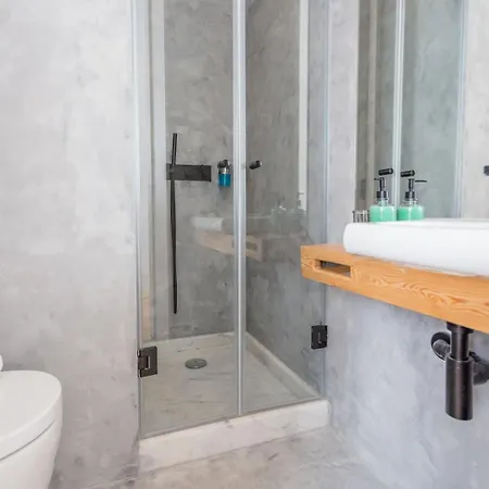 Historic House Of Santo Andre • Lisbon's Old Town