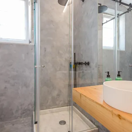 Historic House Of Santo Andre • Lisbon's Old Town *