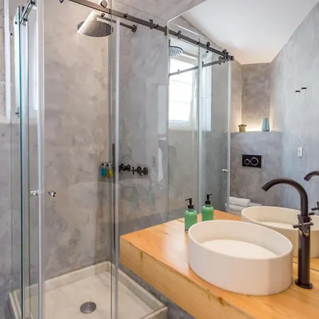 Апартаменти Historic House Of Santo Andre • Lisbon's Old Town *