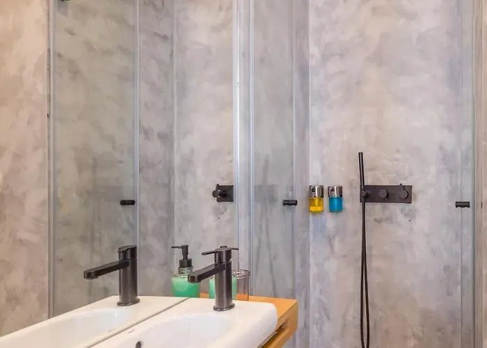 Historic House Of Santo Andre • Lisbon's Old Town شقة