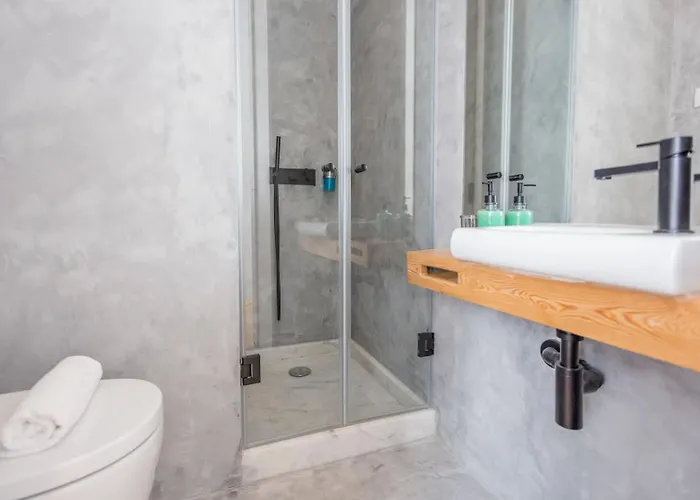 Historic House Of Santo Andre • Lisbon's Old Town